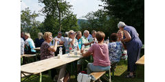 Nachfeier des Mährisch-Neustädter Wachsstockfestes an der Weingartenkapelle (Foto: Karl-Franz Thiede)